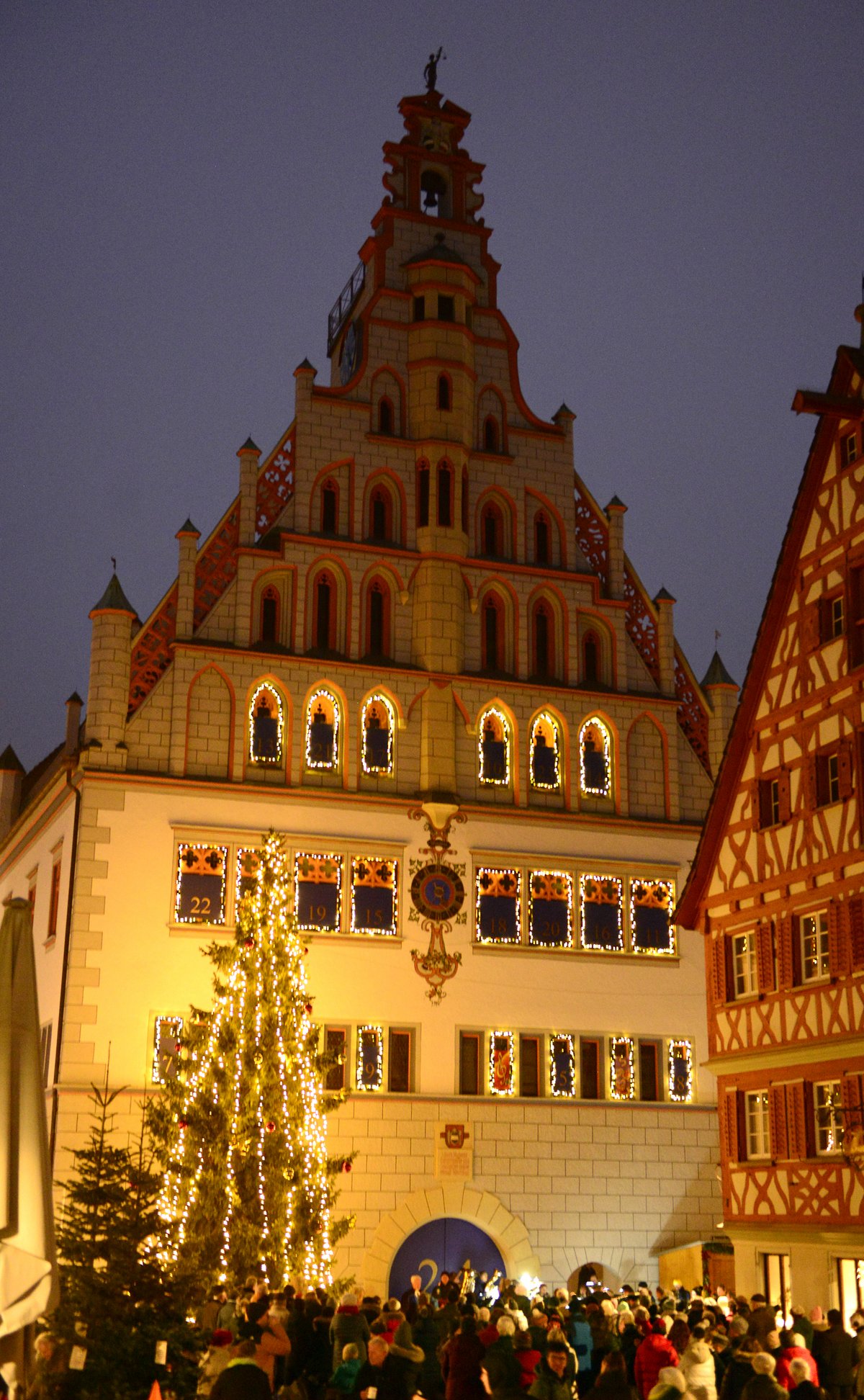 Rathaus an Weihnachten