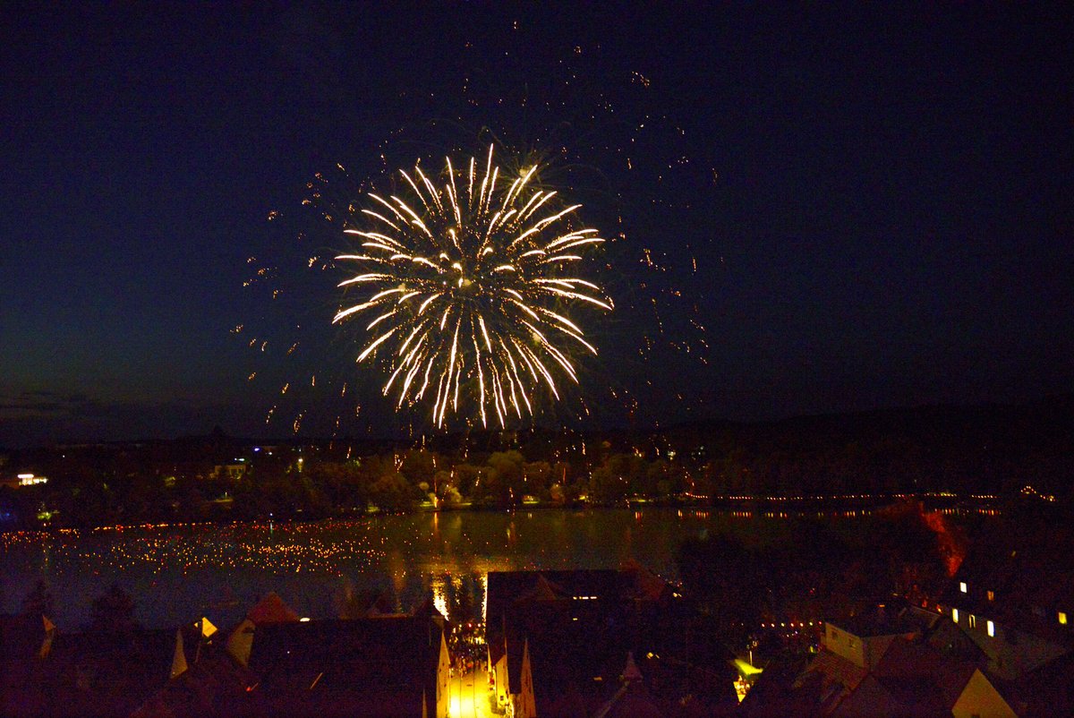 Feuerwerk über dem Stadtsee